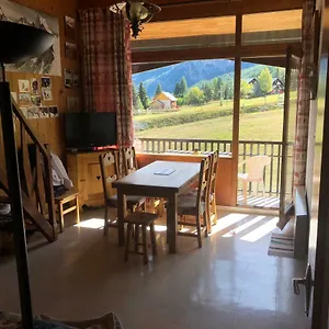 https://appartement-au-pied-des-pistes.fr-provencehotel.com